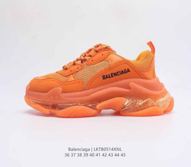 巴黎世家 Balenciaga Triple S 正确字体电绣 粗细 位置 大小正确侧边TPU 透气孔匹配意产原版正确八层分离大底 TPU软底 原版一致 Ba