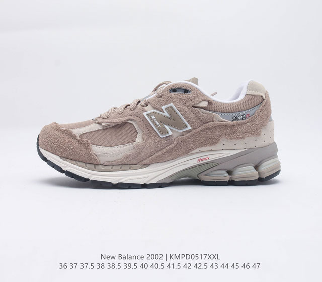 新百伦 New Balance 2002R 跑鞋 时尚男女运动鞋厚底增高老爹鞋 沿袭了面世之初的经典科技 以 ENCAP 中底配以升级版 N ERGY 缓震物