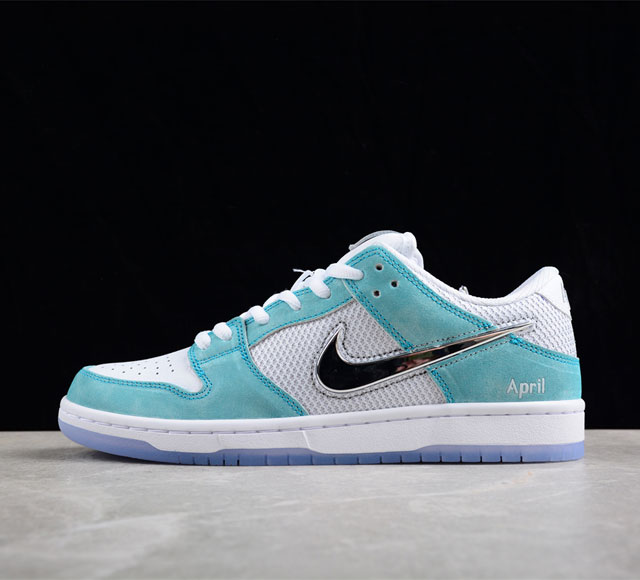 April Skateboards x Nk SB Dunk Low 联名款 冰封玫瑰 SB扣碎篮板时尚休闲板鞋 FD2562 400 尺码 36 36.5