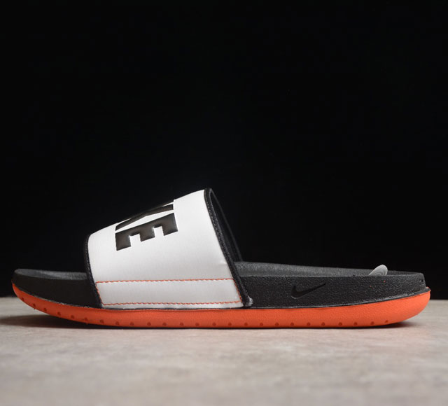 耐克 NIKE OFFCOURT SLIDE 耐克新款拖鞋 夏季潮款沙滩拖 超软底 货号 BQ4639 101 尺码 36 45