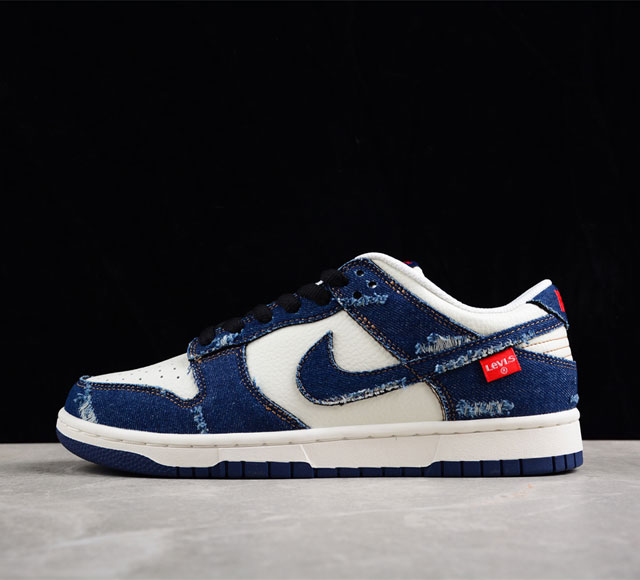 Nk SB Dunk Low Levis 牛仔破洞 低帮休闲板鞋 LE0021 001 尺码 36 36.5 37.5 38 38.5 39 40 40.5