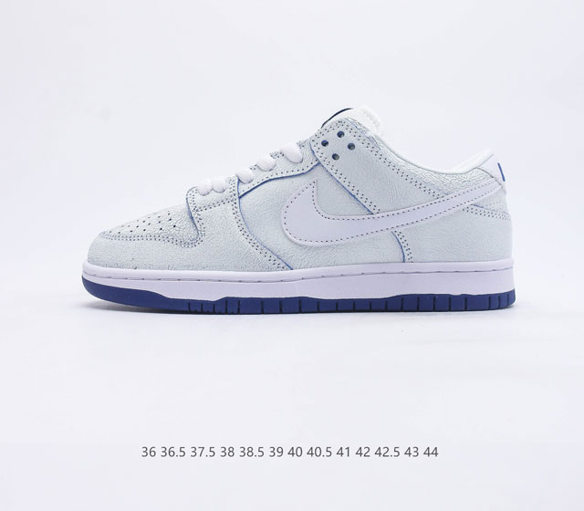 耐克 Nike SB Dunk Low Pro Premium White Game Royal 爆裂纹冰蓝青花瓷 扣篮系列低帮休闲运动滑板板鞋 货号 CJ6