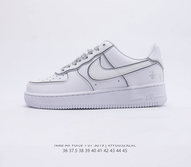 耐克 Nike Air Force07 SU19 空军一号百搭休闲运动板鞋 柔软 弹性十足的缓震性能和出色的中底设计 横跨复古与现代的外型结合 造就出风靡全球