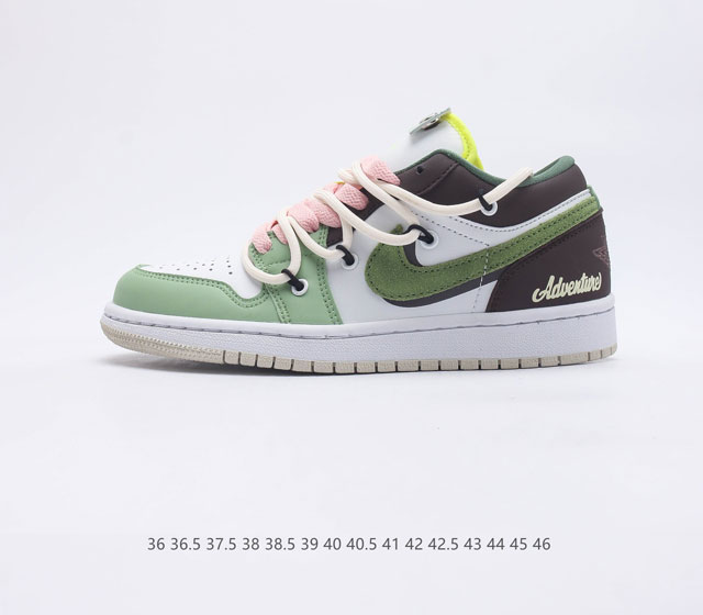 头层皮 耐克 乔丹Air Jordan 1 Low AJ1 乔1 解构绑带 乔丹一代 低帮复古文化休闲运动篮球鞋 1985 年面世的元年款汲取设计灵感 采用简