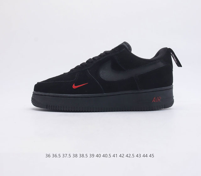 耐克 Nike Air Force 1 07 空军一号 AF 1 低帮百搭休闲运动板鞋 柔软 弹性十足的缓震性能和出色的中底设计 横跨复古与现代的外型结合 造