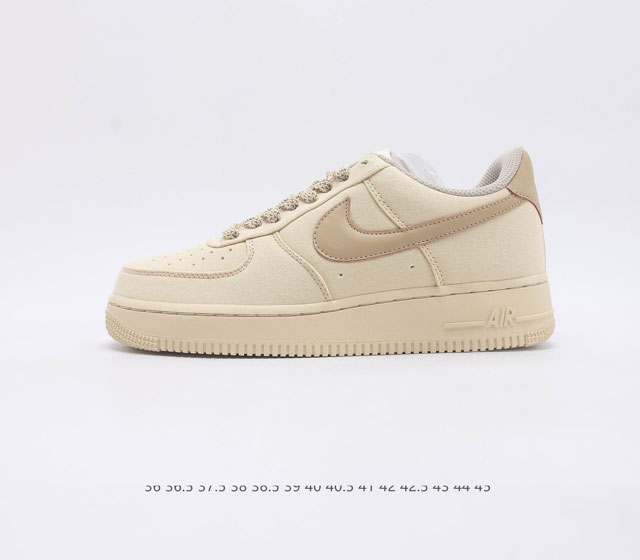 耐克Nike Air Force 1 Low 空军一号 AF1 低帮百搭休闲运动板鞋 柔软 弹性十足的缓震性能和出色的中底设计 横跨复古与现代的外型结合 造就