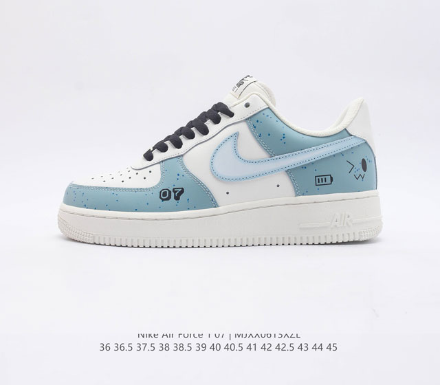 耐克Nike Air Force 1 Low 空军一号 AF1 低帮百搭休闲运动板鞋 柔软 弹性十足的缓震性能和出色的中底设计 横跨复古与现代的外型结合 造就