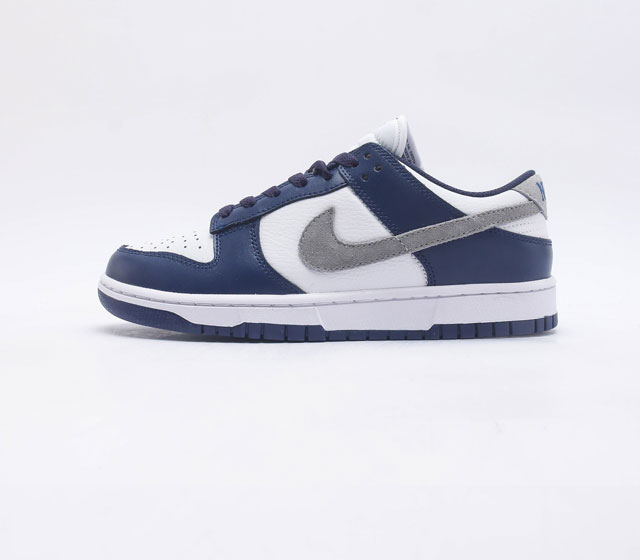 特价 耐克 Nike Dunk Low Retro 运动鞋复古板鞋 作为 80 年代经典篮球鞋款 起初专为硬木球场打造 后来成为席卷街头的时尚标杆 现以经典细 - 点击图像关闭