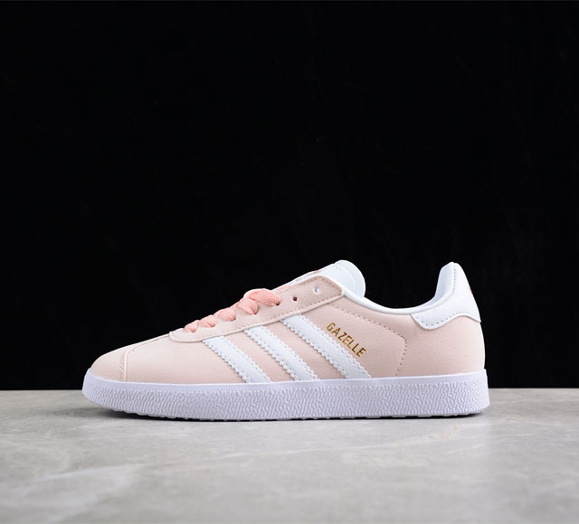 AD Originals Gazelle 三叶草休闲板鞋货号 BB5472 尺码 36 36.5 37 38 38.5 39