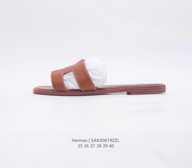 HERMES FOOTWEAR WOMAN 爱马仕 礼装 拖鞋 黑白等多色万年经典爱马士 女神标配 度假 居家 必备 东莞原厂真皮大底平底拖鞋 度假搭配神