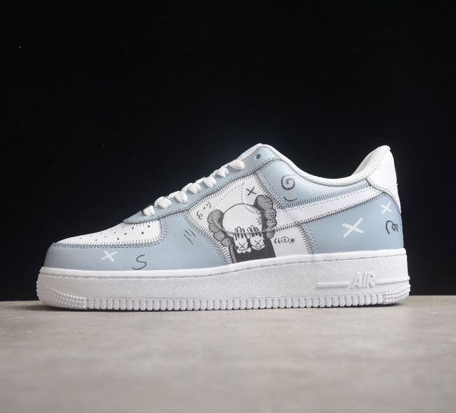 Kaws x Nk Air Force 1 07 Low 联名款空军一号低帮休闲板鞋 CW2288-111 打造纯正空军版型#专注外贸渠道 全掌内置蜂窝气