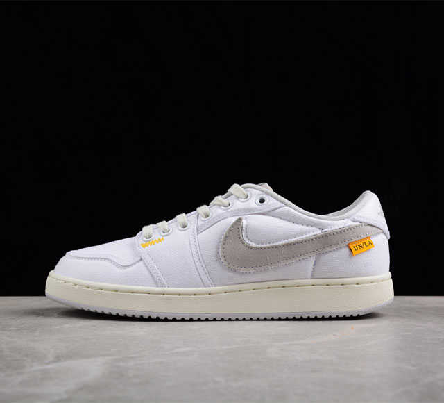 Uion La X Air Jordan Aj1 Ko Low 联名白灰 低帮复古篮球鞋 Do8912-101 #选用皮革与麂皮材质进行设计 鞋侧 Swoo