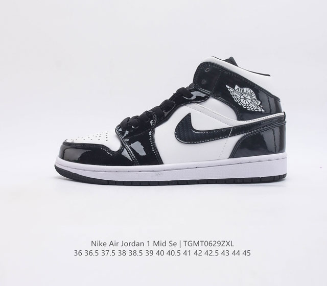 真标 带半码 Nike Air Jordan 1 Retro Mid Gsall-Staraj1乔丹一代中帮经典复古文化休闲运动篮球鞋 漆黑白碳纤 货号 D