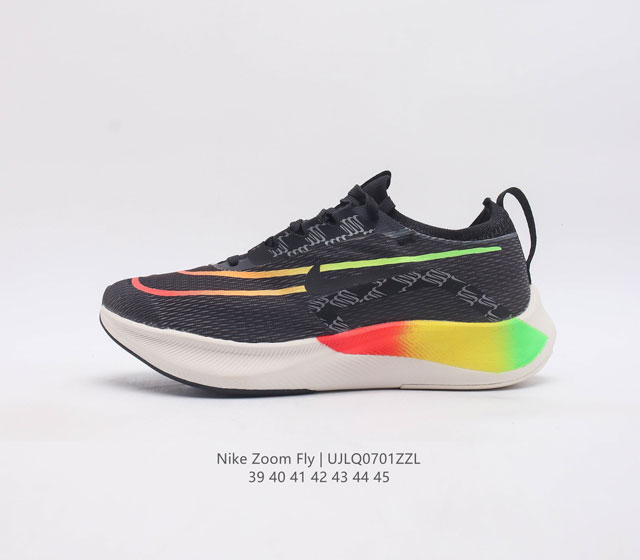 耐克 Nk Zoom Fly 4 耐克超弹碳板跑步鞋 鞋款搭载 Flyknit 材料 打造出众弹性 易于穿脱 采用react技术 轻盈耐穿泡绵打造,铸就出众