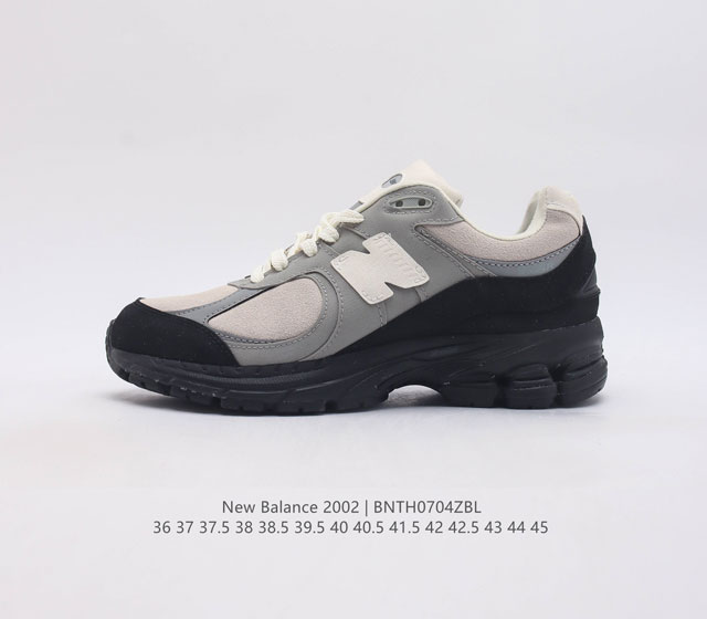 新百伦 New Balance 2002R 跑鞋 男女运动鞋 沿袭了面世之初的经典科技 以 Encap 中底配以升级版 N-Ergy 缓震物料 鞋面则采用特