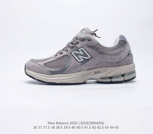 新百伦 New Balance 2002R 跑鞋 男女运动鞋沿袭了面世之初的经典科技 以 ENCAP 中底配以升级版 N-ERGY 缓震物料 鞋面则采用特色的柔