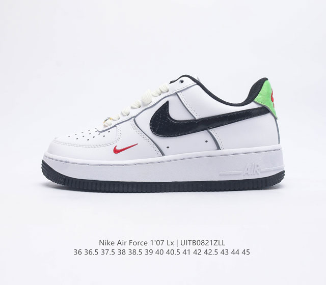 耐克 Nike Air Force 1 '07 LX 空军一号 AF1 男女子运动鞋复古篮球鞋巧妙结合复古美学和新潮魅力 旨在致敬 40 年来风靡世界的元年款篮