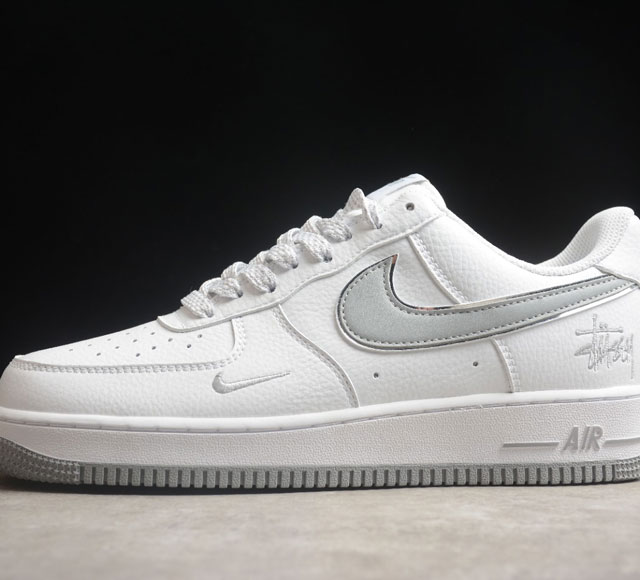 Nk Air Force 1'07 Low 联名款 空军一号低帮休闲板鞋 CW2288-111打造纯正空军版型#专注外贸渠道 全掌内置蜂窝气垫 #原盒配件 原厂