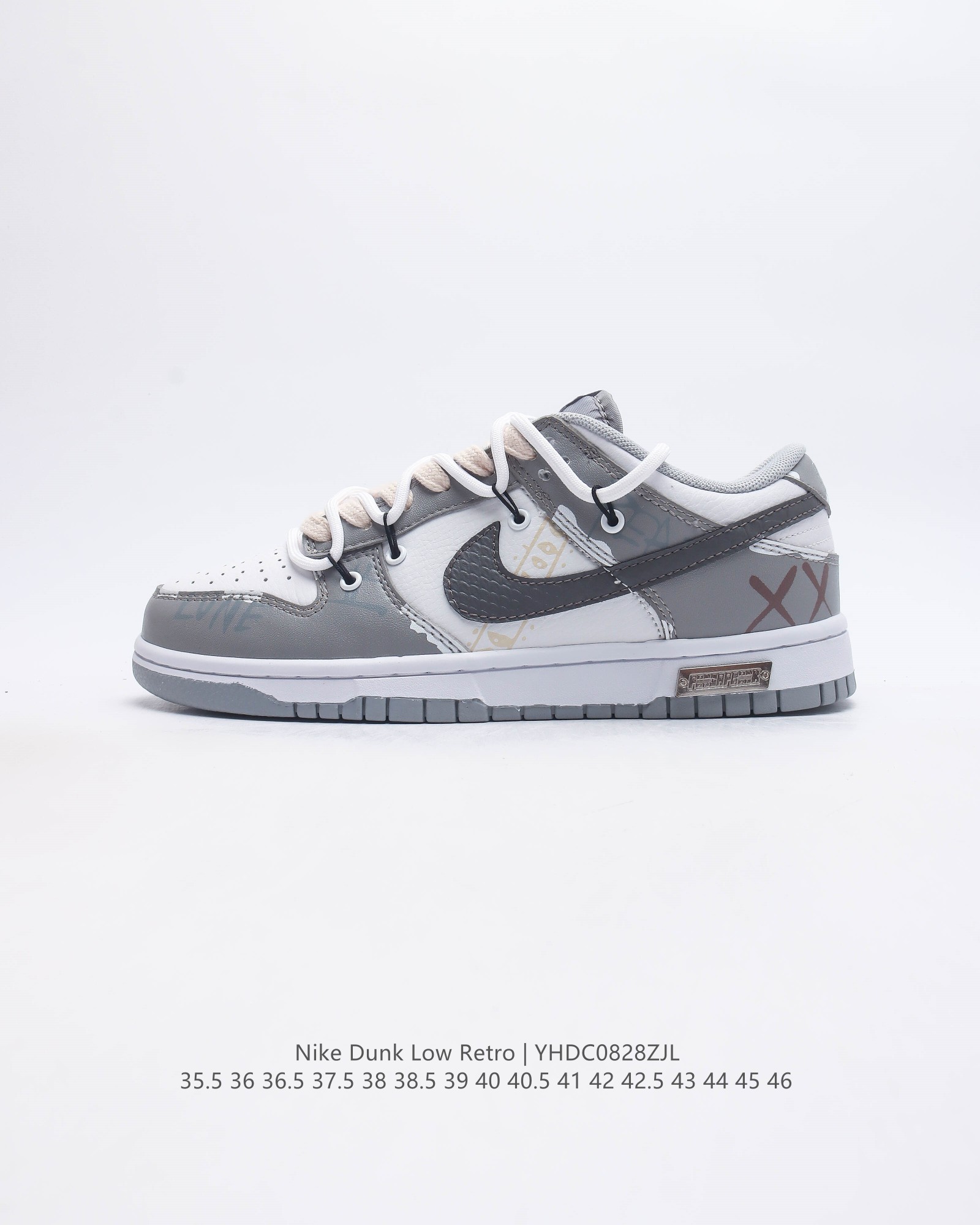 头层皮 耐克 Nike Dunk Low Retro 运动鞋复古解构绑带板鞋 作为 80 年代经典篮球鞋款 起初专为硬木球场打造 后来成为席卷街头的时尚标杆 现