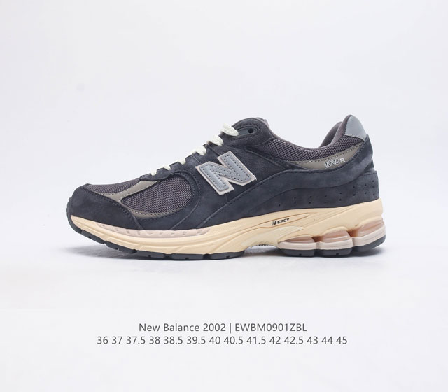 新百伦 New Balance 2002R 跑鞋 男女运动鞋 沿袭了面世之初的经典科技 以 Encap 中底配以升级版 N-Ergy 缓震物料 鞋面则采用特色的