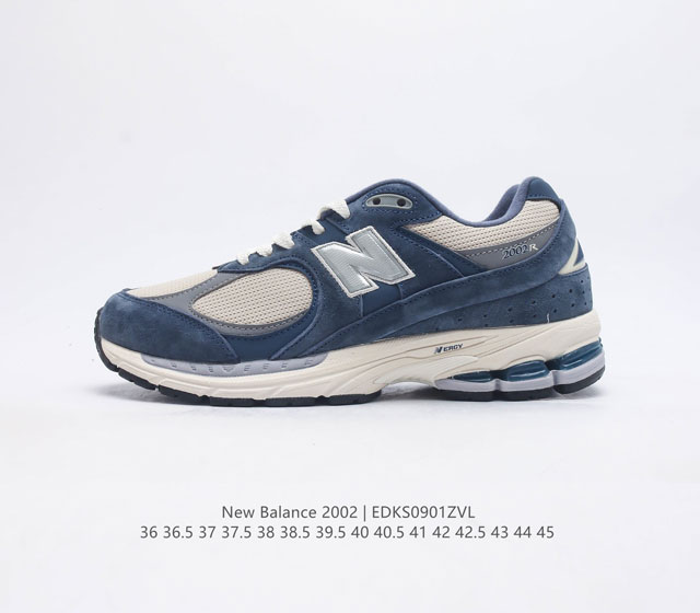 新百伦 New Balance 2002R 跑鞋 男女运动鞋 沿袭了面世之初的经典科技 以 Encap 中底配以升级版 N-Ergy 缓震物料 鞋面则采用特色的