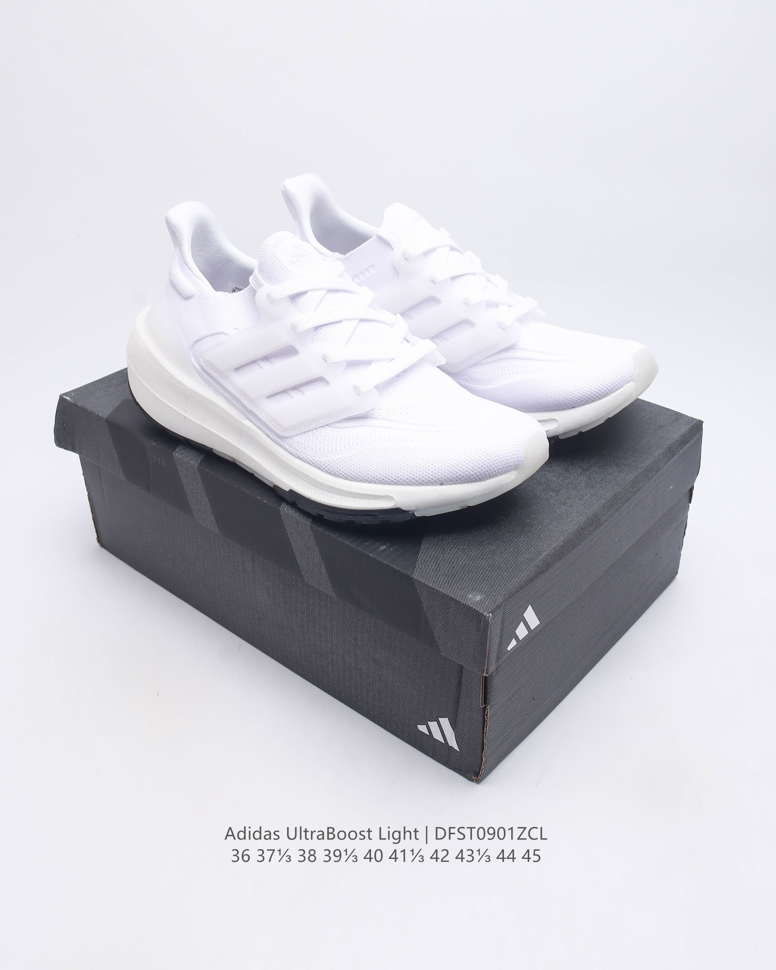 阿迪达斯全新adidas Ultra Light Boost 系列超轻升级 10周年新一代缓震运动跑鞋 在阿迪达斯boost跑鞋面世十周年之际 阿迪达斯专门对b