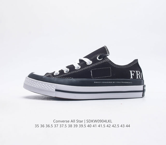 Converse All Star 低帮男女运动鞋 匡威全明星运动鞋 复古 休闲运动硫化百搭板鞋 经典帆布学院风学生鞋 这个系列是匡威最古老的系列了 是匡威品牌