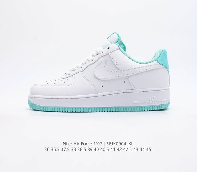 耐克 Nike Air Force 1 07 空军一号低帮百搭休闲运动板鞋 柔软 弹性十足的缓震性能和出色的中底设计 横跨复古与现代的外型结合 造就出风靡全球三