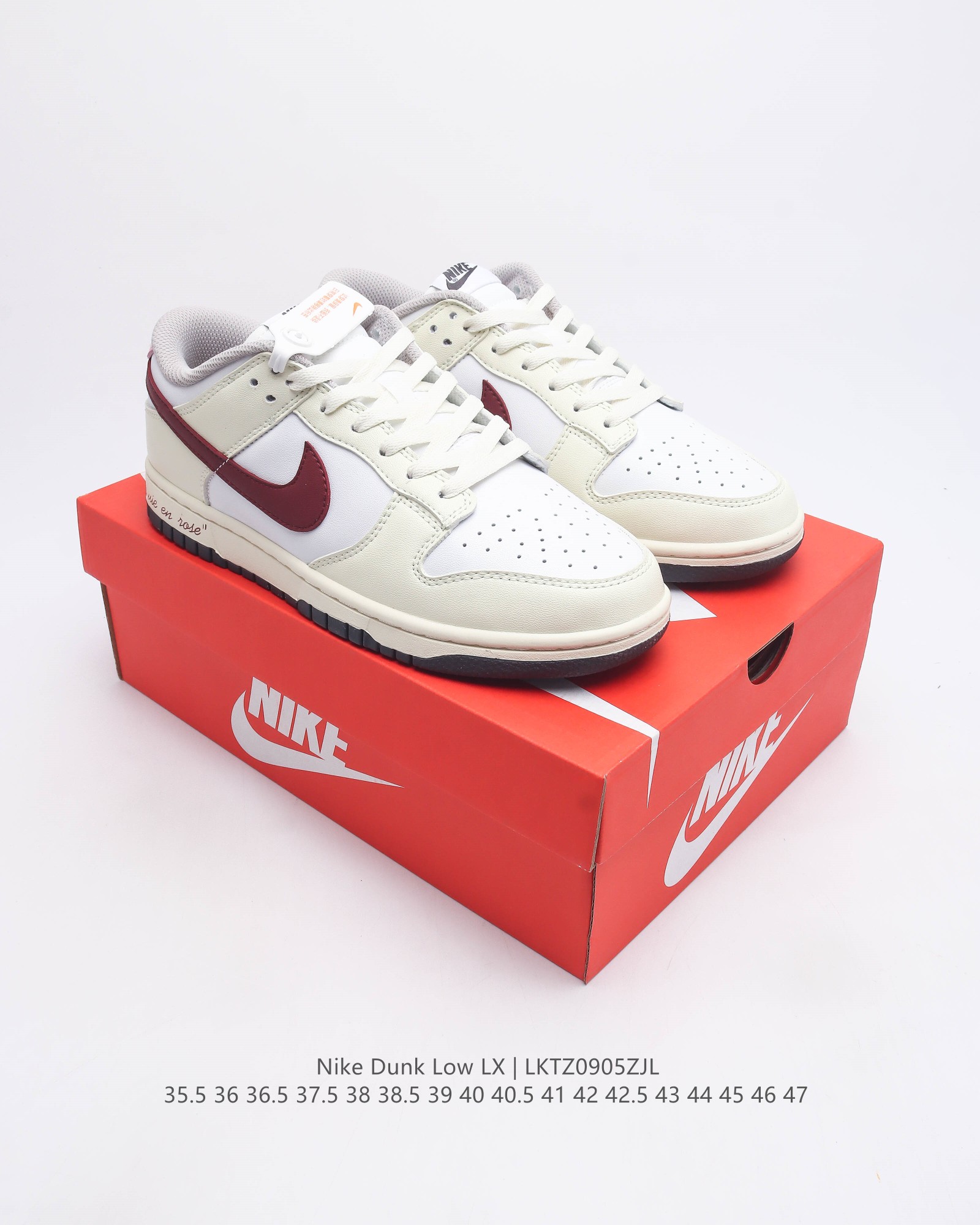 耐克nike Dunk Low 板鞋 Sb系列经典百搭休闲运动滑板鞋 Nike Dunk Low 运动鞋源自 80 年代经典篮球鞋款 起初专为硬木球场打造 随后