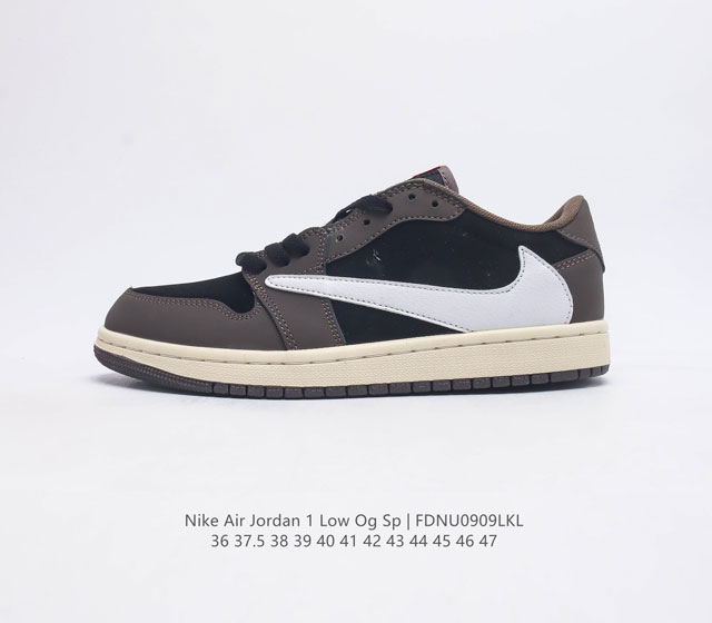 耐克运动鞋 Nike Air Jordan 1 Low Og Sp 倒勾 低帮篮球鞋 Aj1 乔丹1代 Aj1 乔1 反向脚趾复古运动鞋 亮点之处在于鞋侧的倒置