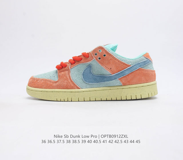 真标 耐克nike Dunk Low 板鞋 Sb系列经典百搭休闲运动板鞋加厚鞋舌的填充 使舒适性大大提升 同时也更方便穿脱中底部分则加入了脚感柔软舒适zooma