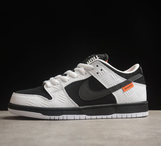 Tightbooth X Nk Sb Dunk Low 反转熊猫 联名低帮运动休闲板鞋 Fd2629- 尺码 36 36 5 37 5 38 38 5 39 4