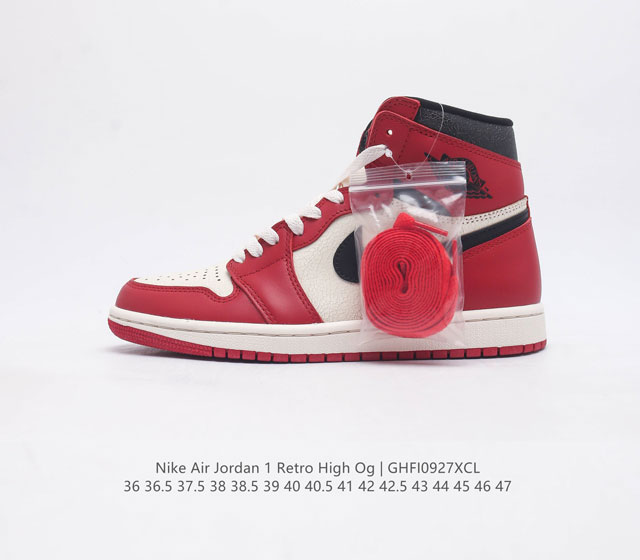 耐克 Nike Air Jordan 1 Retro High Og 乔丹一代篮球鞋复刻运动鞋 皮面高帮板鞋的设计灵感源自运动夹克 带你重温入选球队时刻 采用经