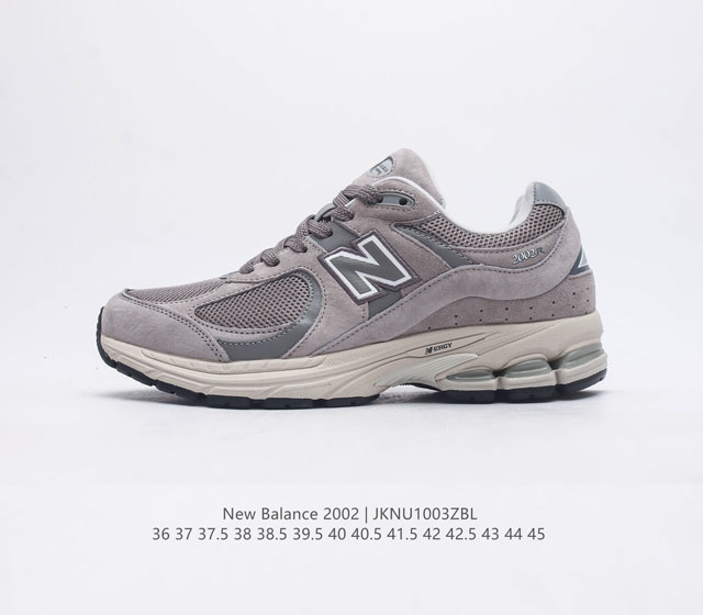 公司级 新百伦 New Balance 2002R 跑鞋 男女运动鞋 沿袭了面世之初的经典科技 以 Encap 中底配以升级版 N-Ergy 缓震物料 鞋面则采