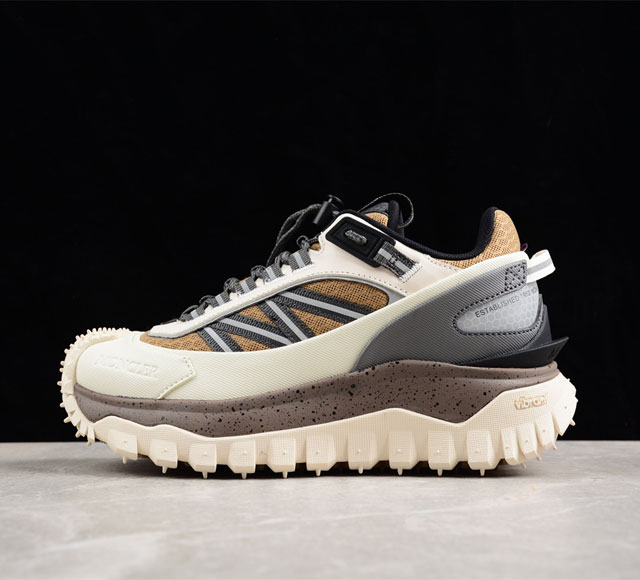 Moncler 盟可睐 蒙口 Trailgri Gtx 抗撕裂材质山地户外鞋 鞋身采用cordura防撕裂尼龙 Gore-Tex防水材质 中底内置全掌碳板 支撑