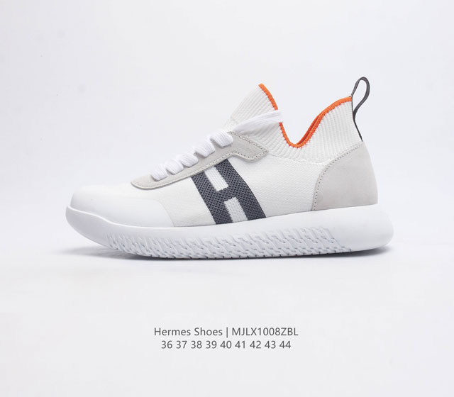 Hermes 爱马仕时尚运动鞋 从来不会随波逐流的爱马仕 Hermes 多年来一直保持着简约自然的风格 追求真我 回归自然 是他设计的根基 本款运动鞋 以手感细