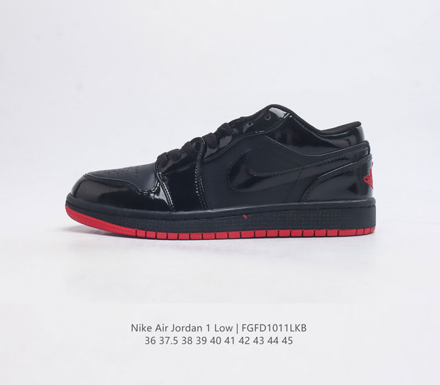 耐克 乔丹air Jordan 1 Low Aj1 乔1 低帮复古文化休闲运动篮球鞋 从1985 年面世的元年款汲取设计灵感 采用简洁大方的经典外观 熟悉中带一