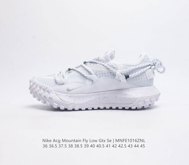 公司级 耐克 Nike Acg Mountain Fly Low Gtx Se 男女子运动鞋户外登山徒步鞋 采用匠心设计 打造耐穿迅疾风格 让你在沙漠 峡谷和深