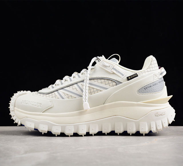 Moncler 盟可睐 蒙口 Trailgrip Gtx 抗撕裂材质山地户外鞋 鞋身采用cordura防撕裂尼龙 Gore-Tex防水材质 中底内置全掌碳板 支