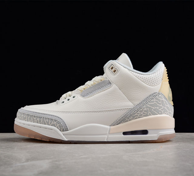 Air Jordan 3 Craft Ivory Aj3 乔3 白橡胶底 Fj9479- #鞋身整体以皮革材质覆盖 配色方面以白色为主色调 经典的爆裂纹则以