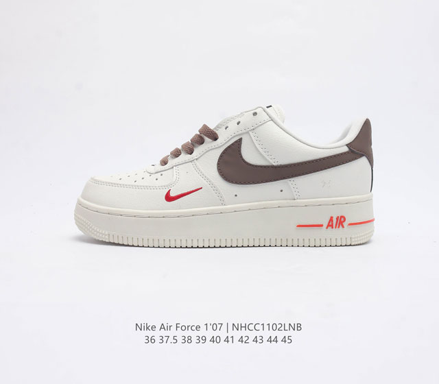 耐克 Nike Air Force 1 07 空军一号 Af1 低帮百搭休闲运动板鞋 柔软 弹性十足的缓震性能和出色的中底设计 横跨复古与现代的外型结合 造就出