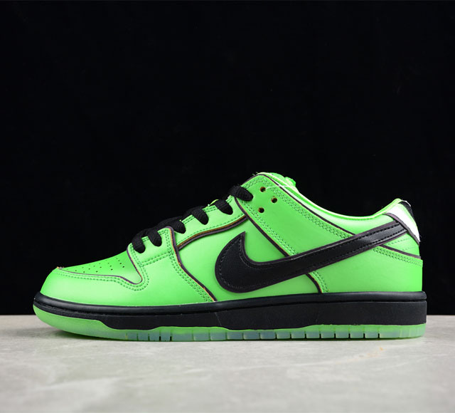 The Powerpuff Girls X Nike Dunk Sb Low 绿色飞天女警联名 防滑耐磨低帮 货号: Fz8319-300 尺码 36 36.5