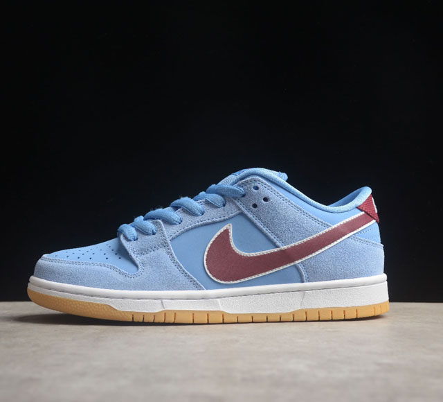 Nk Sb Dunk Low Phillies 泡泡糖系列 Sb低帮运动休闲板鞋 Dq4040-400 鞋款灵感来源于mlb费城费城人队的80年代队服 鞋身整体