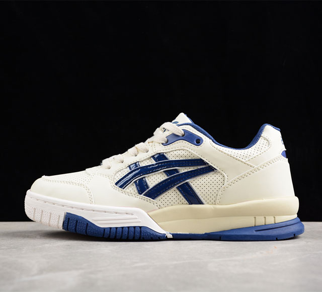 Asics Tiger Gel-Spotlyte Low 亚瑟士 低帮休闲运动跑步鞋 1203A312-101 鞋款选用网眼与皮革相接 复古而富有层次感 Ort