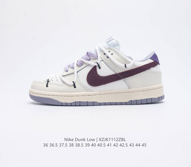 耐克 Nike Dunk Low 运动鞋复古解构绑带板鞋 作为 80 年代经典篮球鞋款 起初专为硬木球场打造 后来成为席卷街头的时尚标杆 现以经典细节和复古篮球