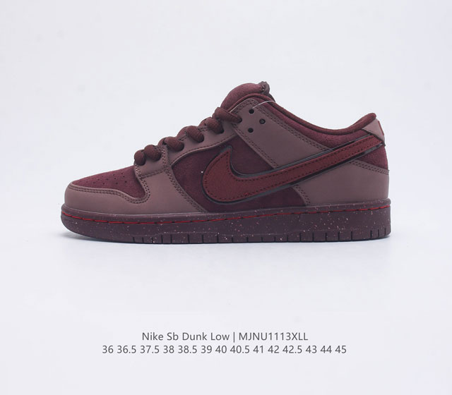 耐克nike Dunk Low 板鞋 Sb系列经典百搭休闲运动板鞋加厚鞋舌的填充 使舒适性大大提升 同时也更方便穿脱中底部分则加入了脚感柔软舒适zoomair气