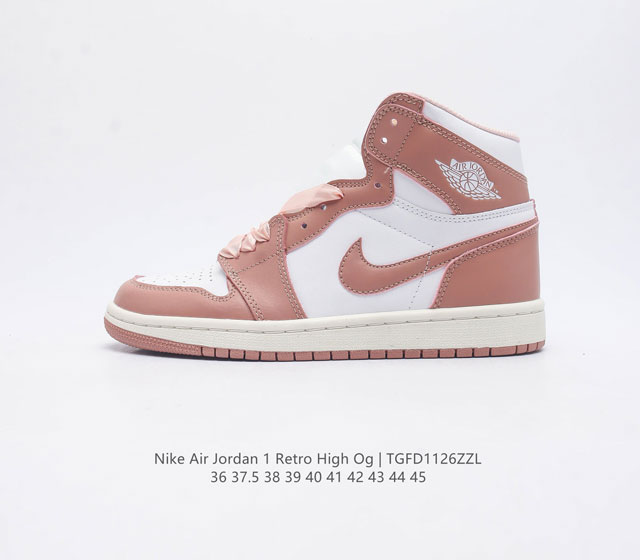 耐克 男女鞋 Nike Air Jordan 1 Retro High Og 乔丹一代aj1 乔1 Aj1 篮球鞋复刻运动鞋 皮面高帮板鞋的设计灵感源自运动夹克