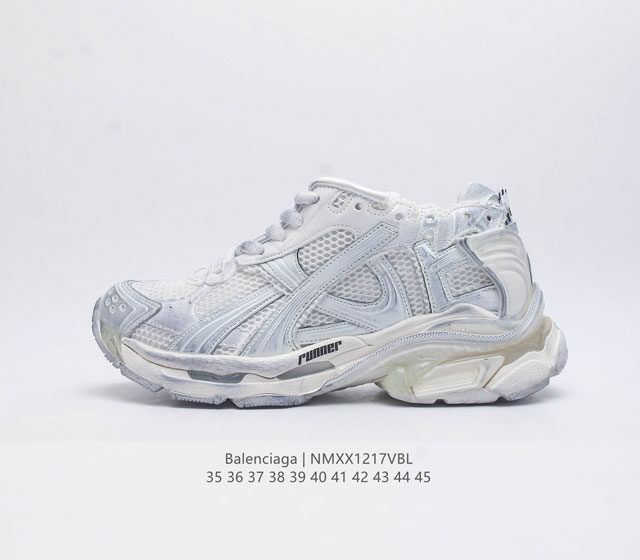 巴黎世家 Balenciaga 巴黎世家runner老爹鞋舒适运动慢跑鞋 不含皮运动鞋 网布材质 磨损效果 鞋头边缘印有尺码 背面浮印尺码 外侧印有跑者徽标 鞋