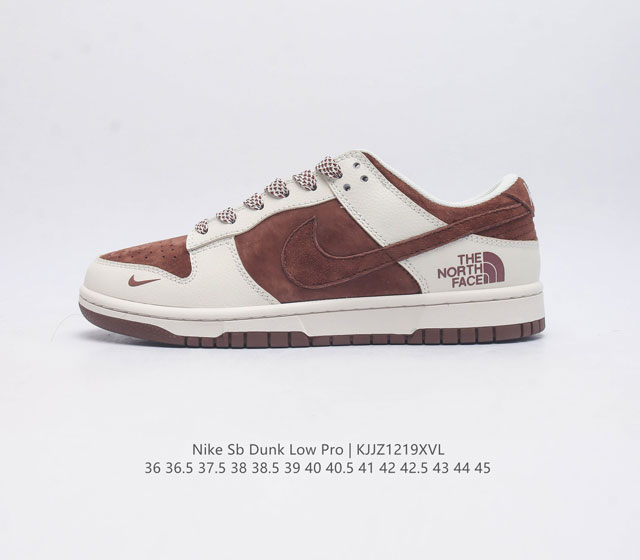 耐克 Nike Sb Dunk Low Pro 男 女滑板鞋 经典复古运动鞋 采用低帮设计 塑就经典 Dunk 风格 鞋垫后跟搭载 Zoom Air 气垫 加衬