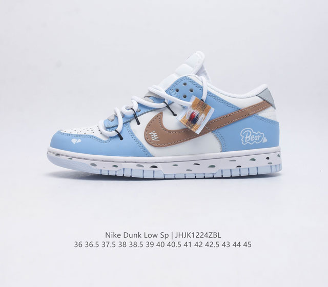 耐克 Nike Dunk Low 运动鞋复古解构绑带滑板鞋 作为 80 年代经典篮球鞋款 起初专为硬木球场打造 后来成为席卷街头的时尚标杆 现以经典细节和复古篮